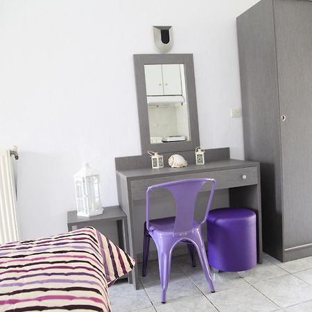 Vicky Rooms Paralia Dionysiou Exterior photo
