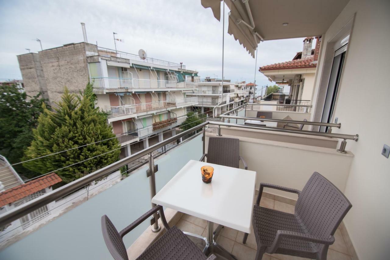 Vicky Rooms Paralia Dionysiou Exterior photo