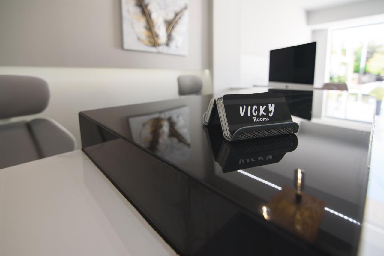 Vicky Rooms Paralia Dionysiou Exterior photo